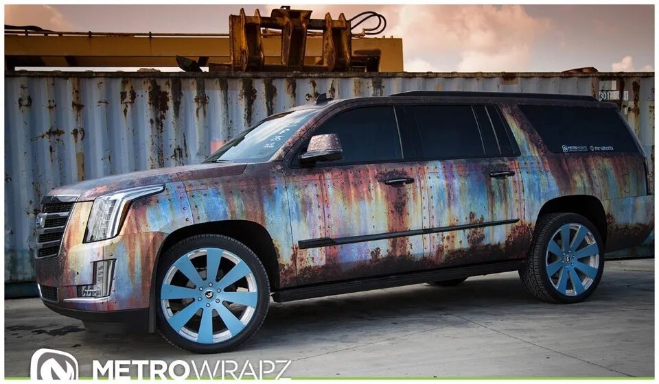 Покрашенная машина фото 2015 Cadillac Escalade & 2015 Cadillac Escalade - World Installer Magazine на DR