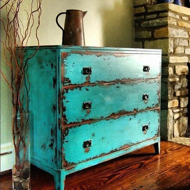 Покрашенная мебель своими руками фото Turquoise Interior Designs Turquoise furniture, Green chest of drawers, Rustic f