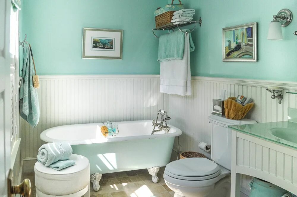 Покрашенная ванная фото Beachy Bathroom Decor Ideas