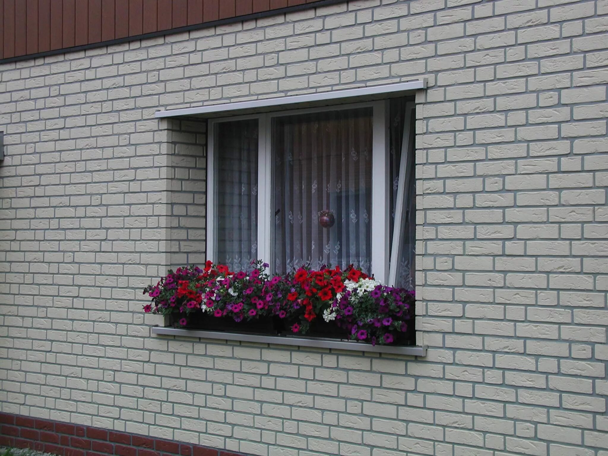 Покрасить кирпичный дом снаружи дизайн фото Фрагменты фасадов vinyBrick