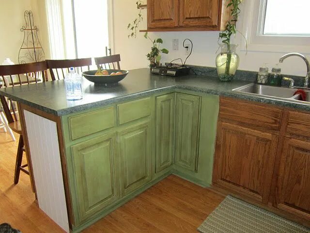 Покрасить кухонный гарнитур фото painted cabinets with annie sloan chalk paint Chalk paint kitchen cabinets, Pain