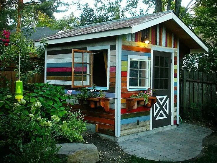 Покраска дачи фото 30 Garden Shed Ideas Photos from Among the Best Garden Shed Designs Pallet shed,