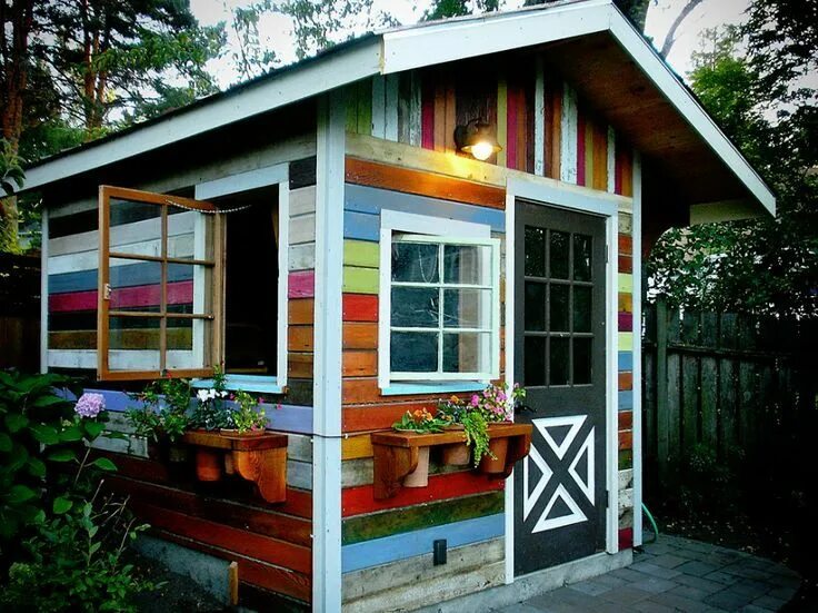 Покраска дачи варианты Multi Colored Shed Livable sheds, Wood shed plans, Building a storage shed