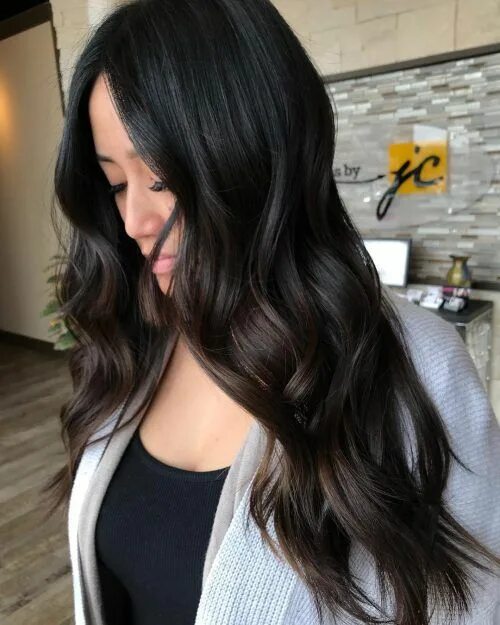 Покраска волос темный цвет фото 30 Best-Matching Dark Hair Colors for Every Skin Tone Black hair balayage, Hair 