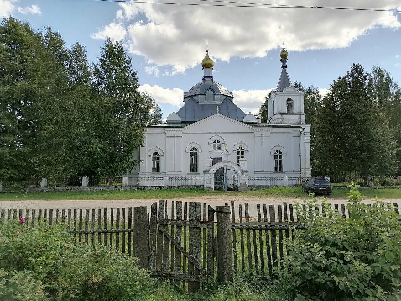 Покров тверская область фото Фото: Церковь Покрова Пресвятой Богородицы в Покровском, православный храм, Цент