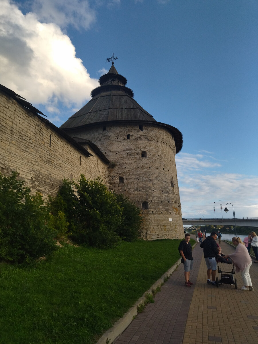 Покровская башня фото Покровская башня Пскова Starcheolog Дзен