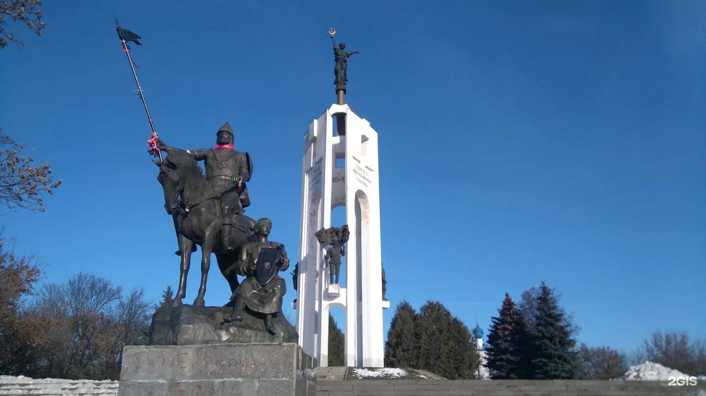 Покровская гора брянск фото Памятник Пересвету и певцу Баяну, Брянск - 2ГИС