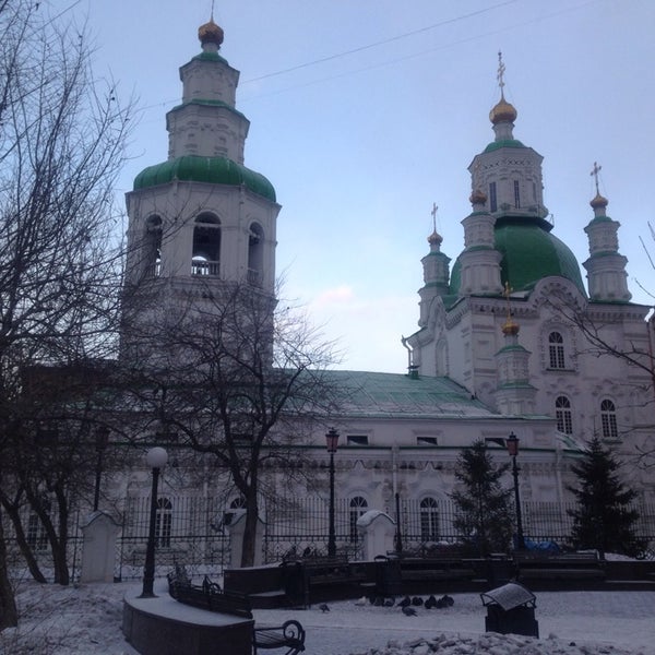 Покровский кафедральный собор покровская площадь 6 фото Photos at Покровский кафедральный собор Pokrovsky Cathedral - Красноярск, Красно