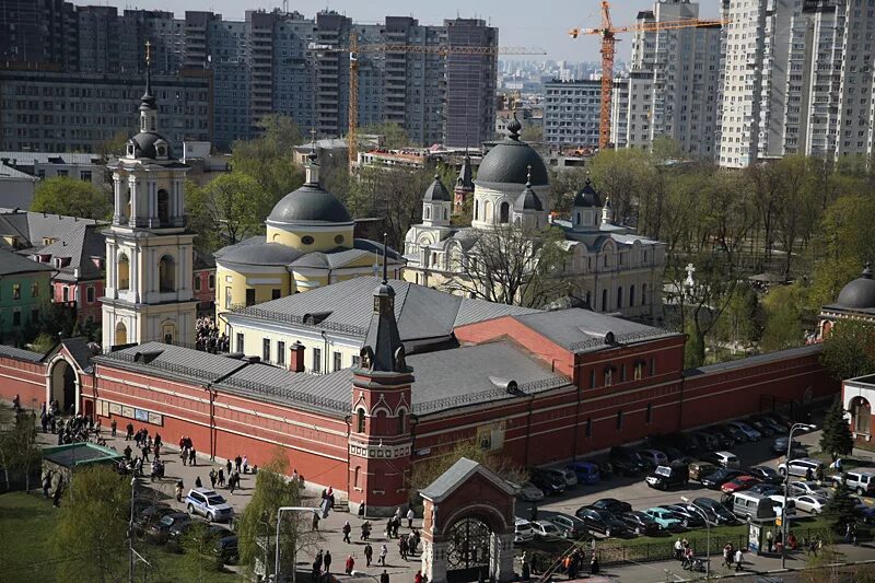 Покровский монастырь москва фото Патриаршее служение в день памяти блаженной Матроны Московской / Фотоальбомы / П