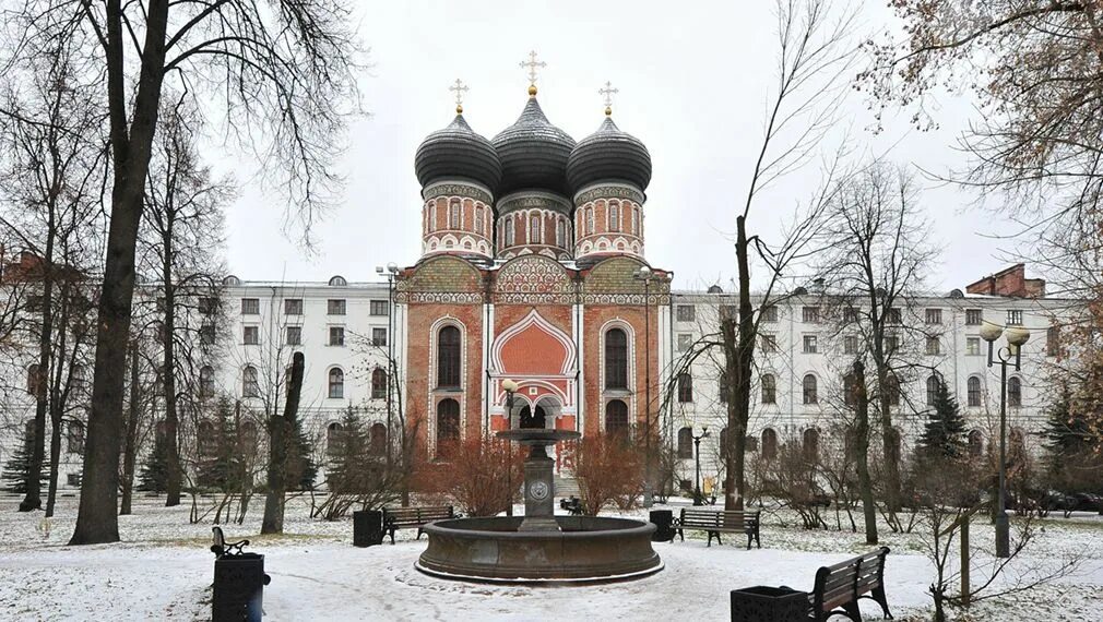 Покровский собор в измайлово фото Где Петр I нашел ботик и что устроили в богадельне: пять историй района Измайлов