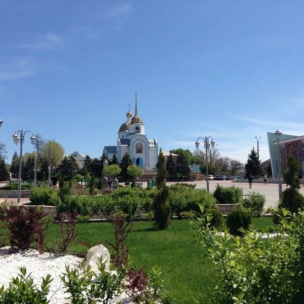 Покровское неклиновский район фото Площадь им. Алексея Береста - Plaza in Покровское