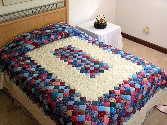 Покрывало своими руками фото Amish Country Quilts Handmade Amish Quilts for Sale! The Best of the Best Amish 