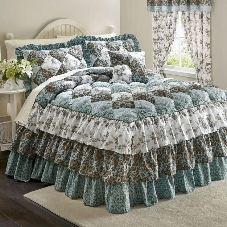 Покрывало своими руками фото Alexis Puff Top Printed Bedspread & More Decoração de casa, Roupa de ... Bed dec