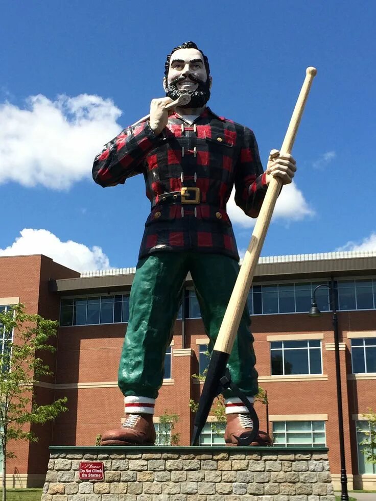 Поль баньян фото Paul Bunyan Statue, Bangor Maine Roadside attractions, Maine travel, Bangor main