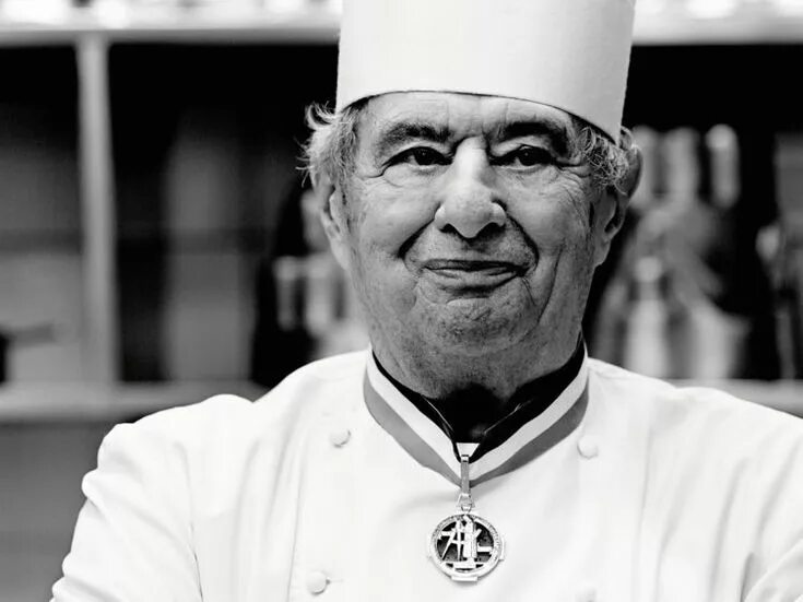 Поль бокюз фото Paul Bocuse : 10 recettes cultes héritées du cuisinier du siècle Cuisinier, Rece