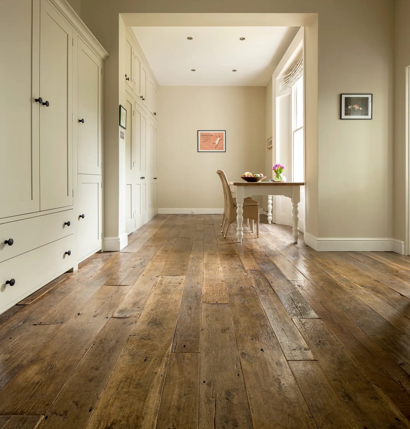 Пол на стене в интерьере фото Antique French Oak - Engineered - The Reclaimed Flooring Company