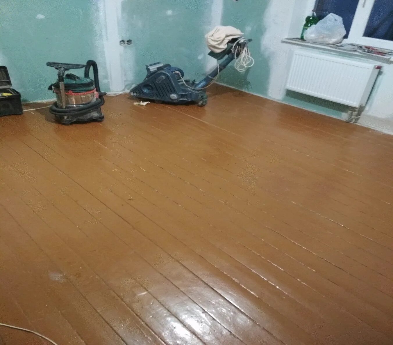Пол покрашенный краской фото Покраска пола в Екатеринбурге: 117 маляров со средним рейтингом 4.4 с отзывами и