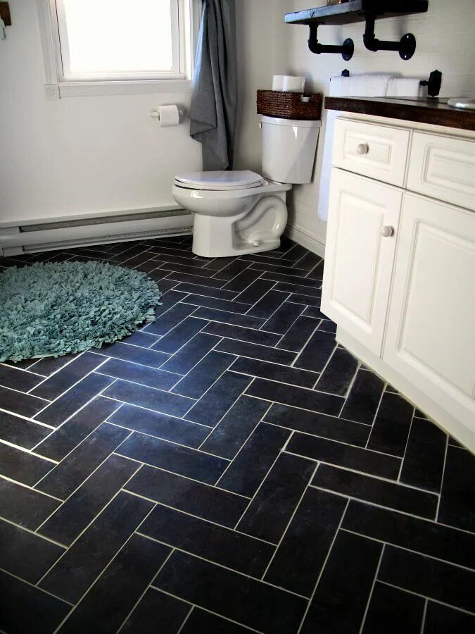 Пол ванной комнате плитка дизайн DIY Herringbone Bathroom Floor - Shark Tails Diy bathroom design, Tile floor diy