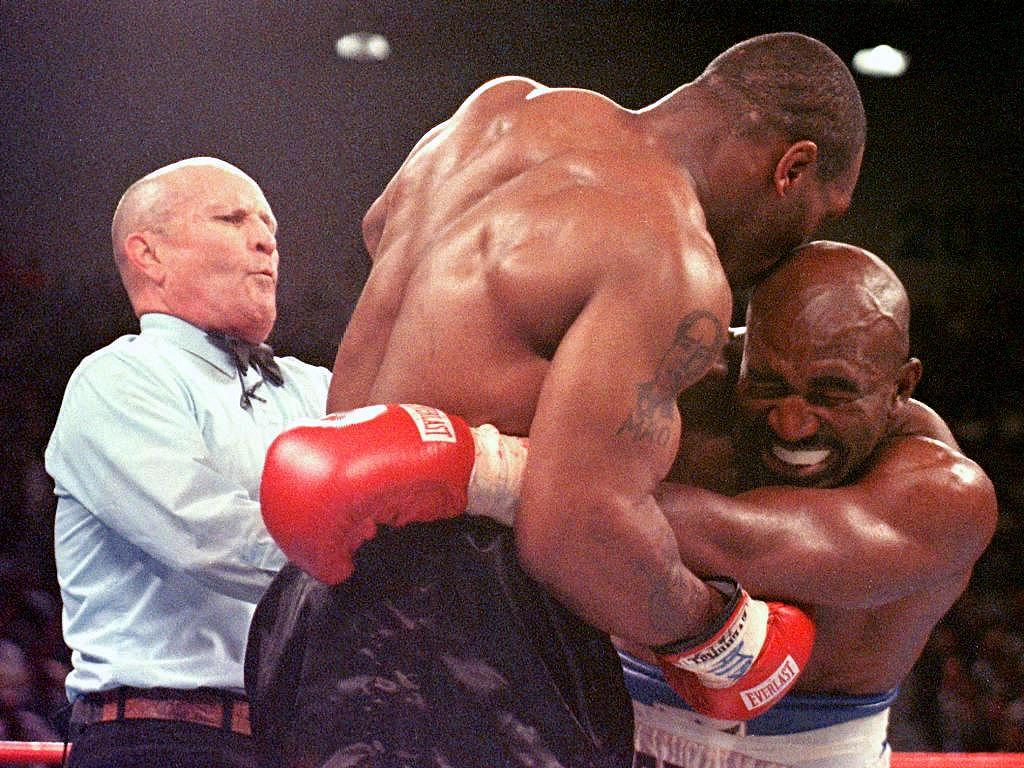 Поле дэнс фото Mike Tyson lined up for Last Dance-style Netflix doc after Jake Paul fight with 