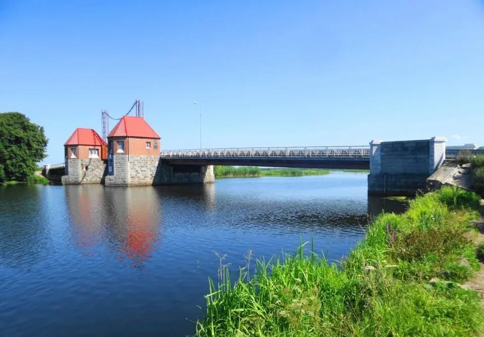 Полесск калининград фото 50 жемчужин Калининградской области. Полесск: Орлиный мост, пивоварня и рыцарь б