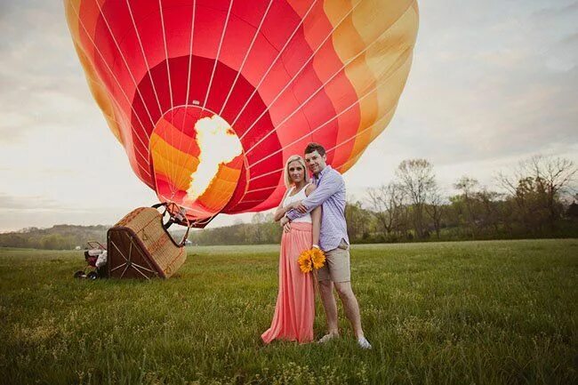 Полет на воздушном шаре фото Hot Air Balloon Engagement Photos: Lindsey + Jarrod Hot air balloon wedding, Air