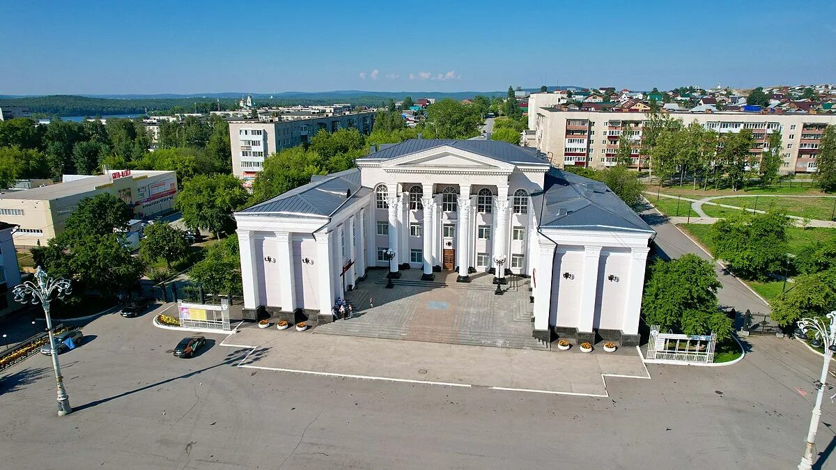 Полевской фото города Файл:Palace of Culture in Polevskoy (August 2022) - 3.jpg - Википедия