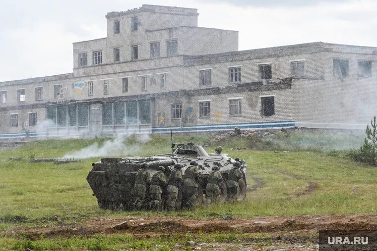 Полигон свердловский фото РИА "Новости": российские военные взяли Запорожскую АЭС