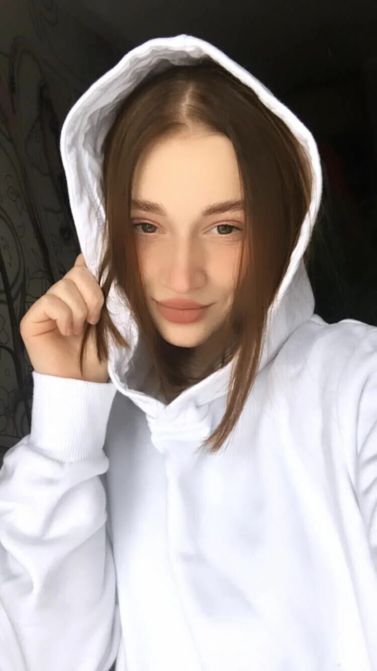 Полина екатеринбург фото Сайт знакомств Екатеринбург, Полина, 22 - фото девушки