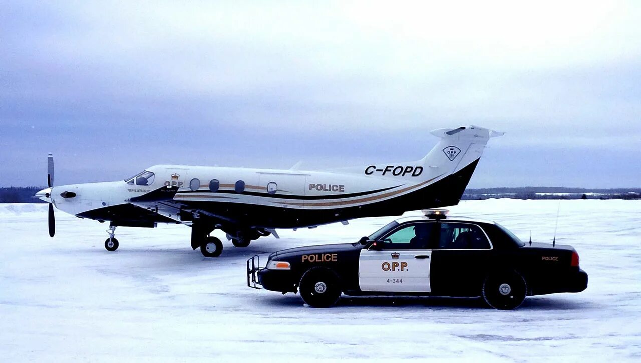 Полицейский самолет фото Картинки POLICE PLANE