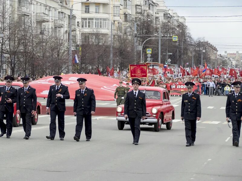 Полиция челябинска фото Сотрудники полиции Челябинской области обеспечили охрану общественного порядка в