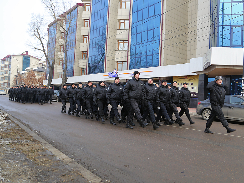 Полиция иркутск фото Полицейские Иркутска отметили свой праздник ретро-автопробегом - IrkutskMedia.ru