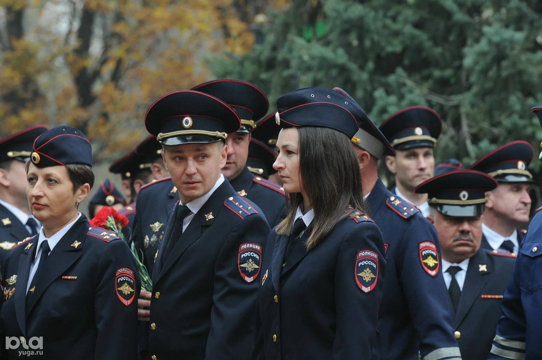 Полиция краснодар фото Краснодарские полицейские почтили память коллег, погибших при исполнении