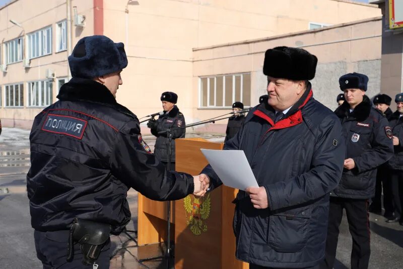 Полиция новосибирск фото В Новосибирске состоялся централизованный развод гарнизона полиции