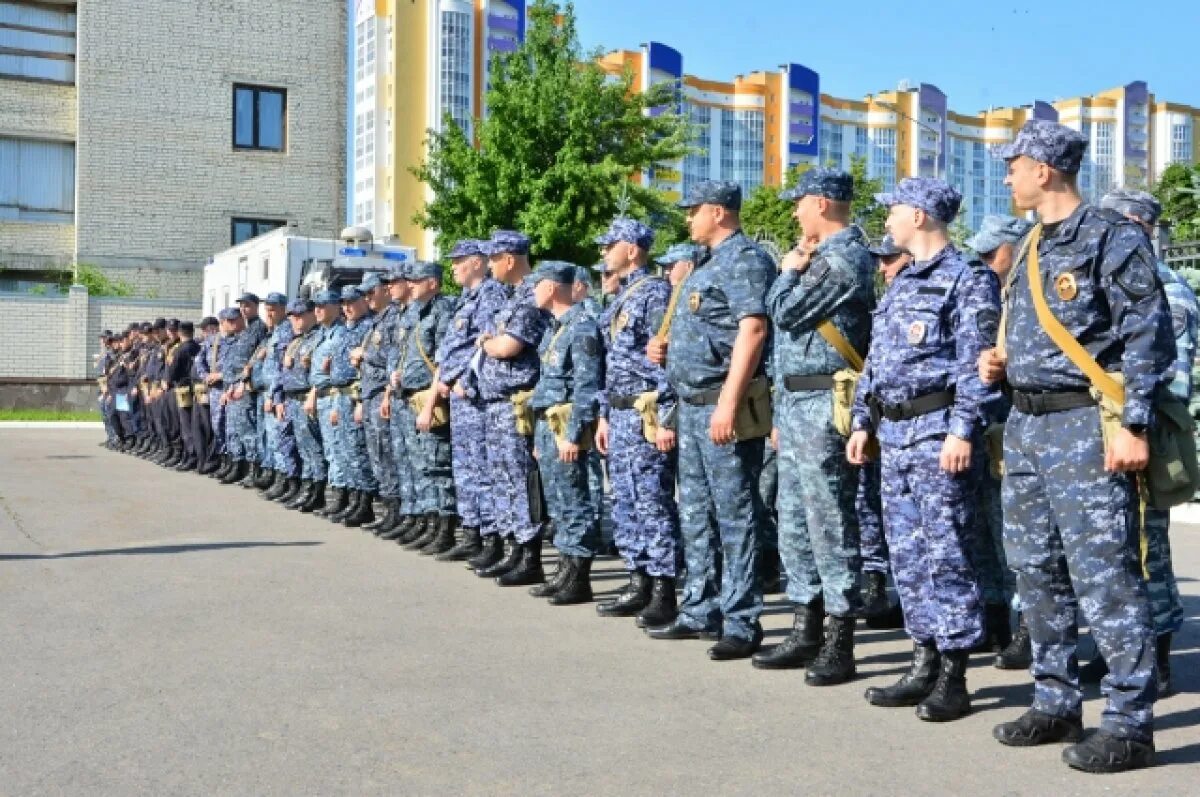 Полиция пензы фото Пензенские полицейские проведут 180 суток на Северном Кавказе АиФ Пенза