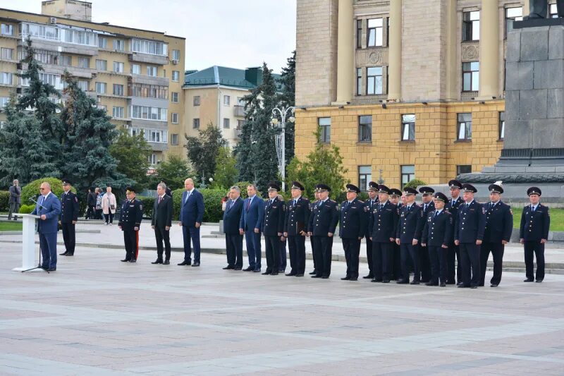 Полиция пензы фото На площади им. Ленина г. Пензы состоялся общегородской развод патрульно-постовых