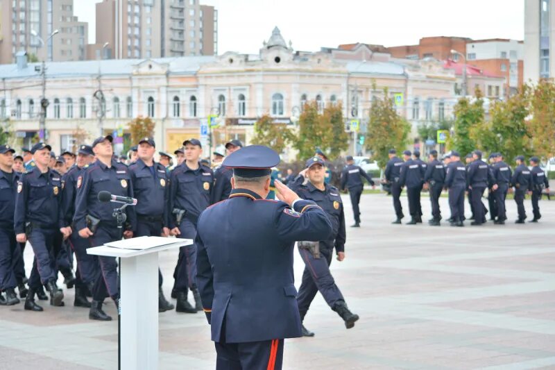 Полиция пензы фото На площади им. Ленина г. Пензы состоялся общегородской развод патрульно-постовых