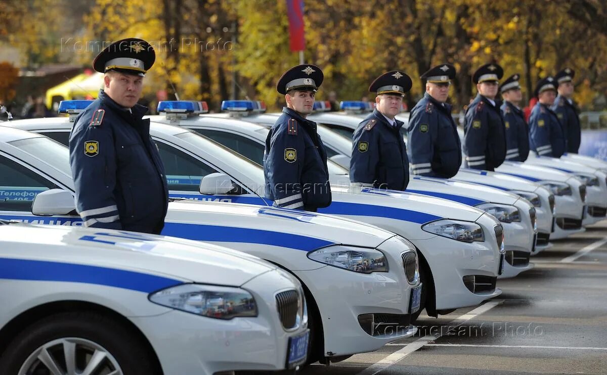 Полиция российской федерации фото Участники первого спортивного праздника московской полиции, посвященного Дню сот