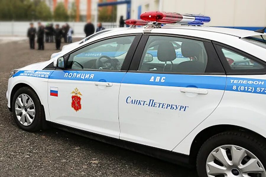 Полиция санкт петербург фото В Петербурге подростку оторвало руки в результате взрыва :: Новости :: ТВ Центр