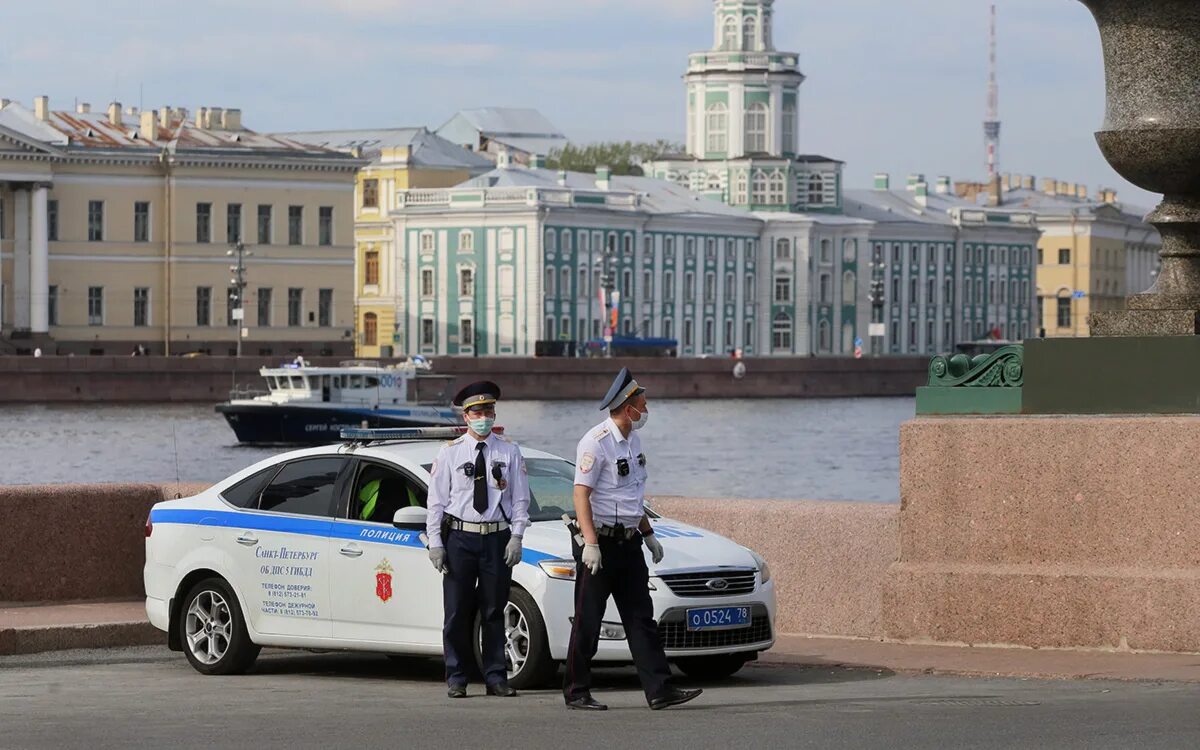 Полиция санкт петербург фото В Петербурге полиция выявила больше ста "машин-призраков" - РБК