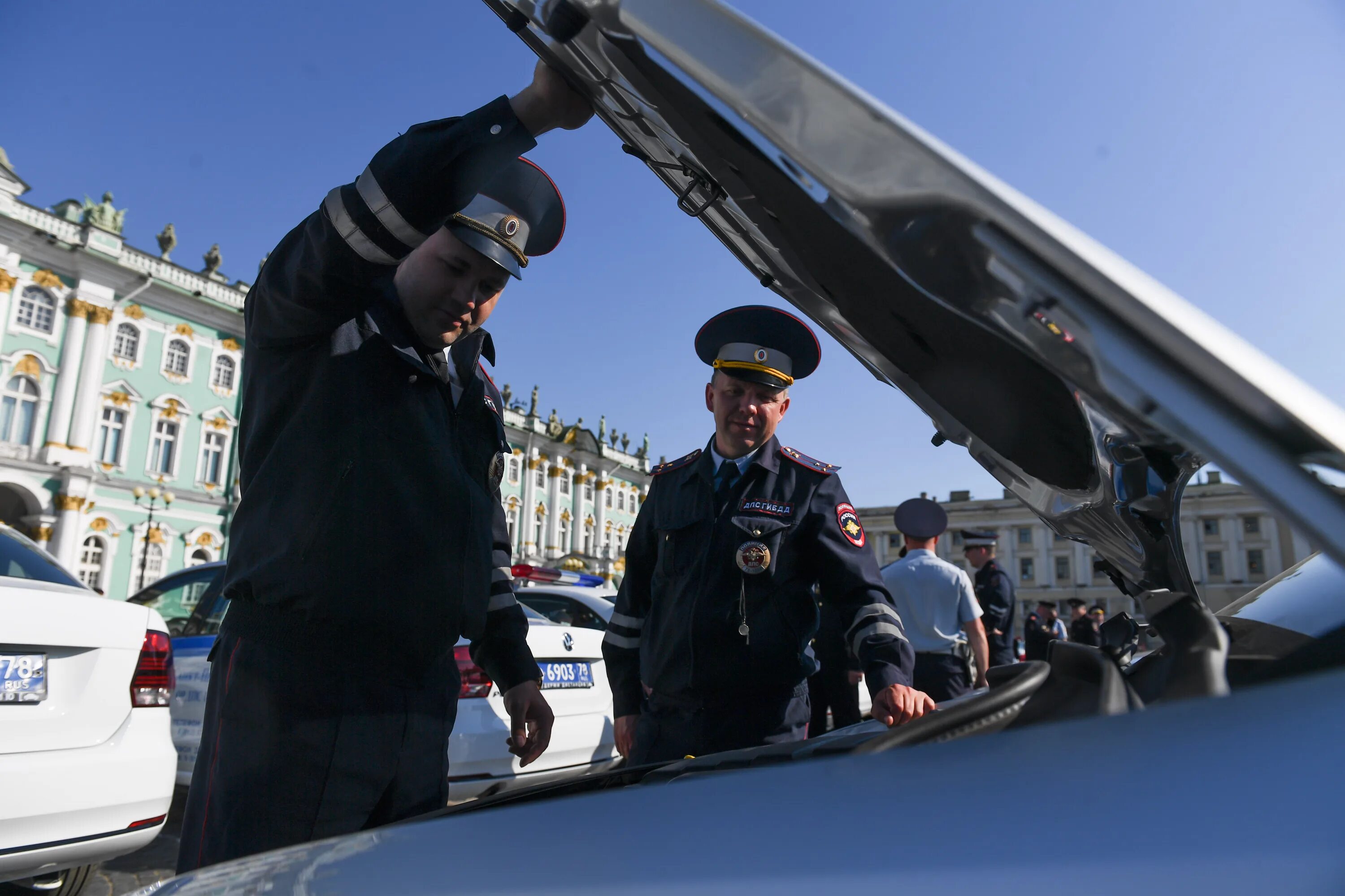 Полиция спб фото Фотоархив - Правительство Ленинградской области