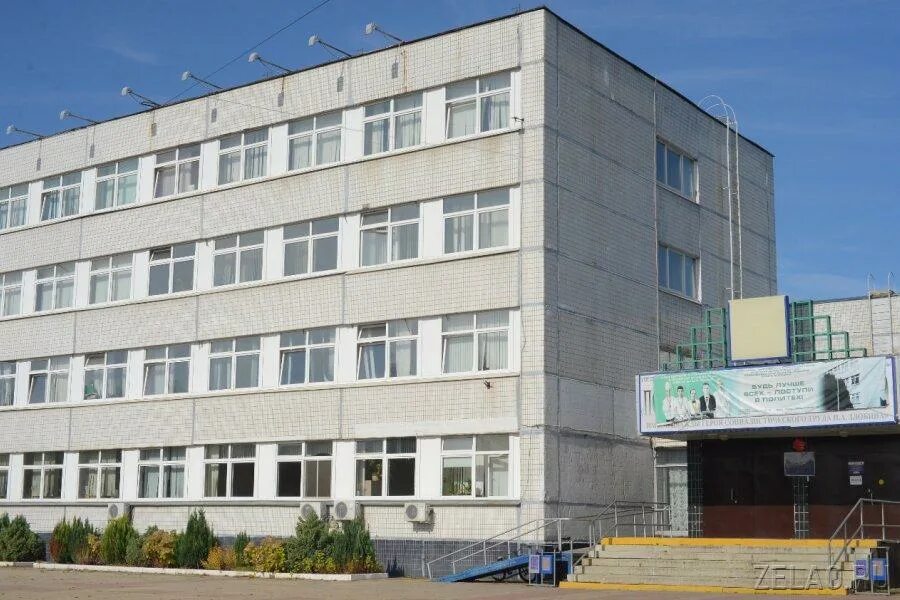 Политехнический колледж молодежный пр 23а фото Оценка шансов поступить в ПК № 50 им. Злобина. Поступите ли вы в Политехнический