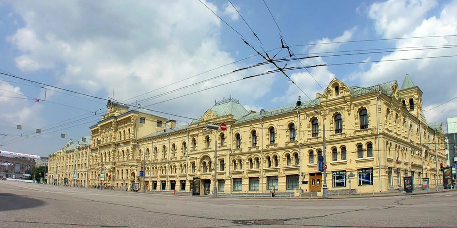 Политехнический музей в москве фото здания снаружи Реконструкция Политехнического музея завершится в 2020 году