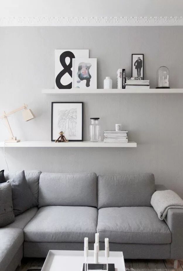 Полка над диваном в гостиной в интерьере createcph: My home - New livingroom Floating shelves living room, Living room sh