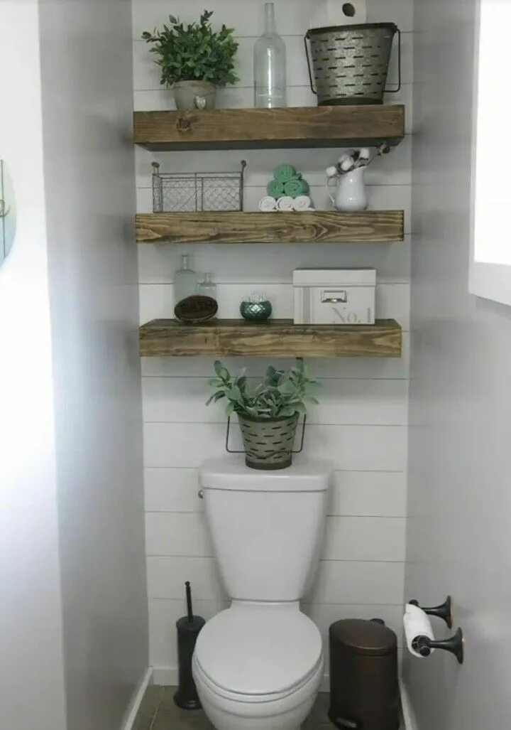 Полка над туалетом фото Pin by Diana Studdard on Home Decor Half bathroom remodel, Rustic bathroom decor