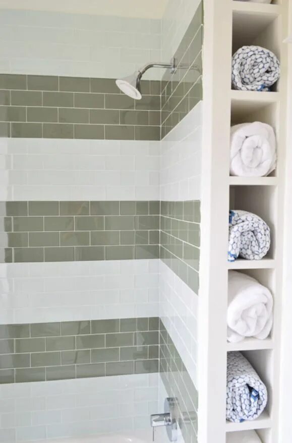 Полки из плитки фото Towel storage Small bathroom, Bathroom inspiration, Bathroom design