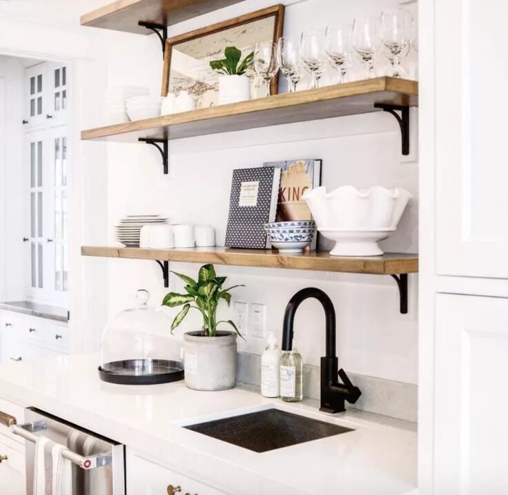 Полки на кухню дизайн интерьера Home Tour- Hawkes Landing most Gorgeous White Kitchen - Nesting With Grace Gorge