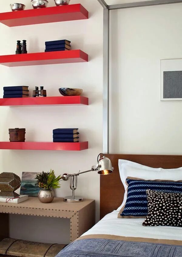 Полки на стену в интерьере спальни Simple, functional and space-saving floating wall shelving ideas Floating shelve