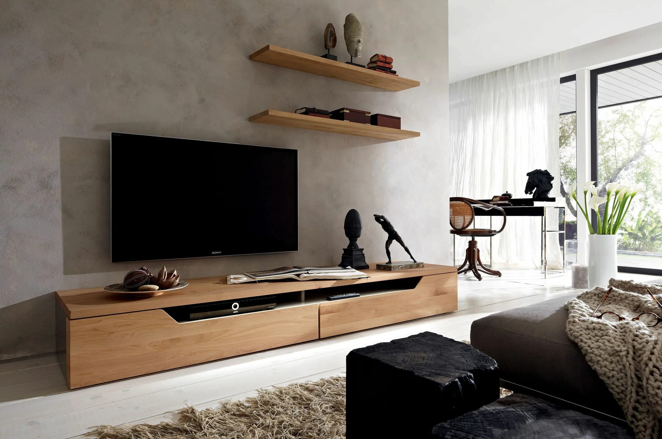 Полки под телевизор напольные современные фото Contemporary TV wall unit / oak / glass / lacquered - CARVA - hÃ¼lsta Meuble bas