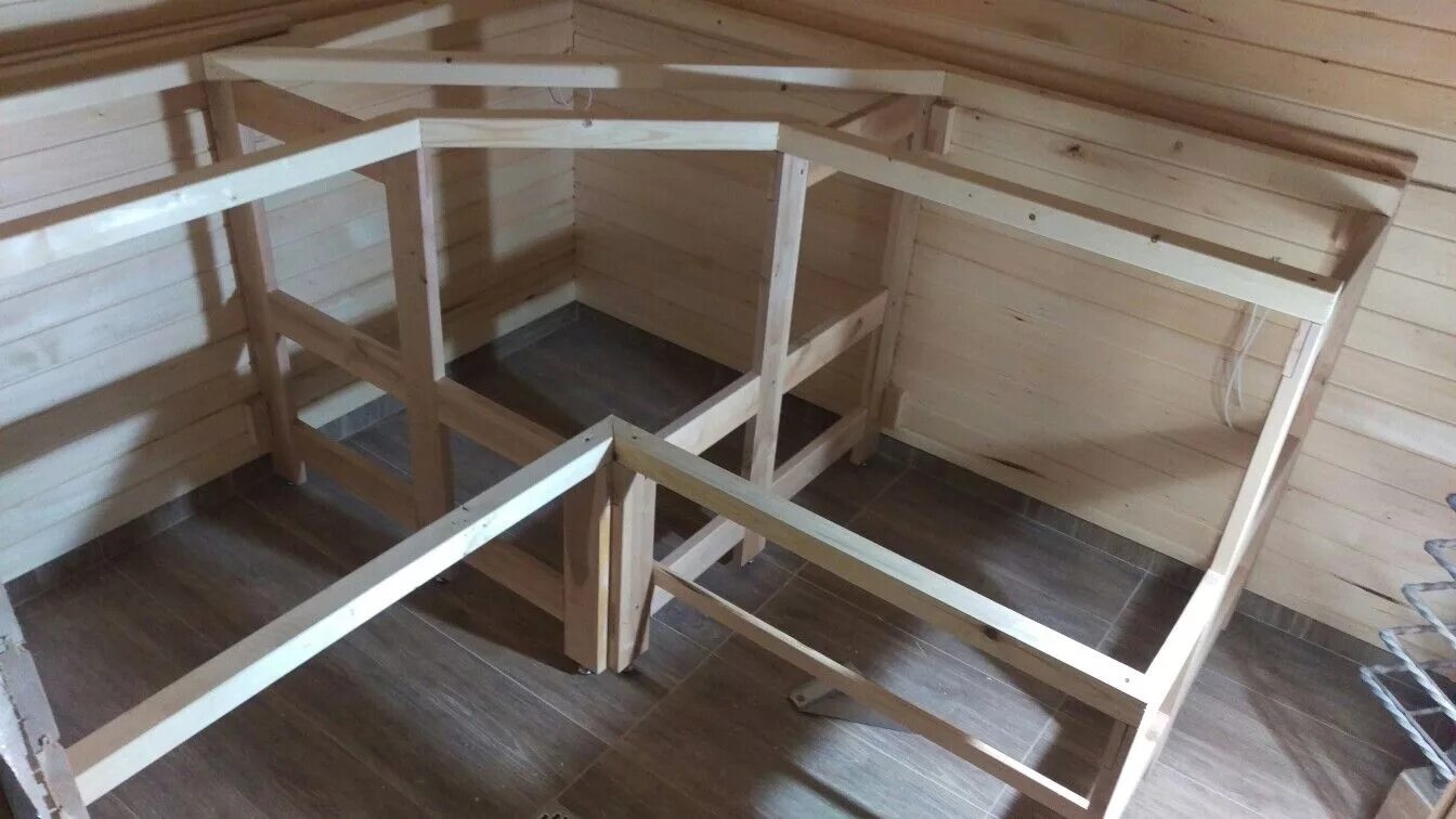 Полки в баню угловые фото чертежи Sauna bench frame Källarbadrum, Bastu, Stuga