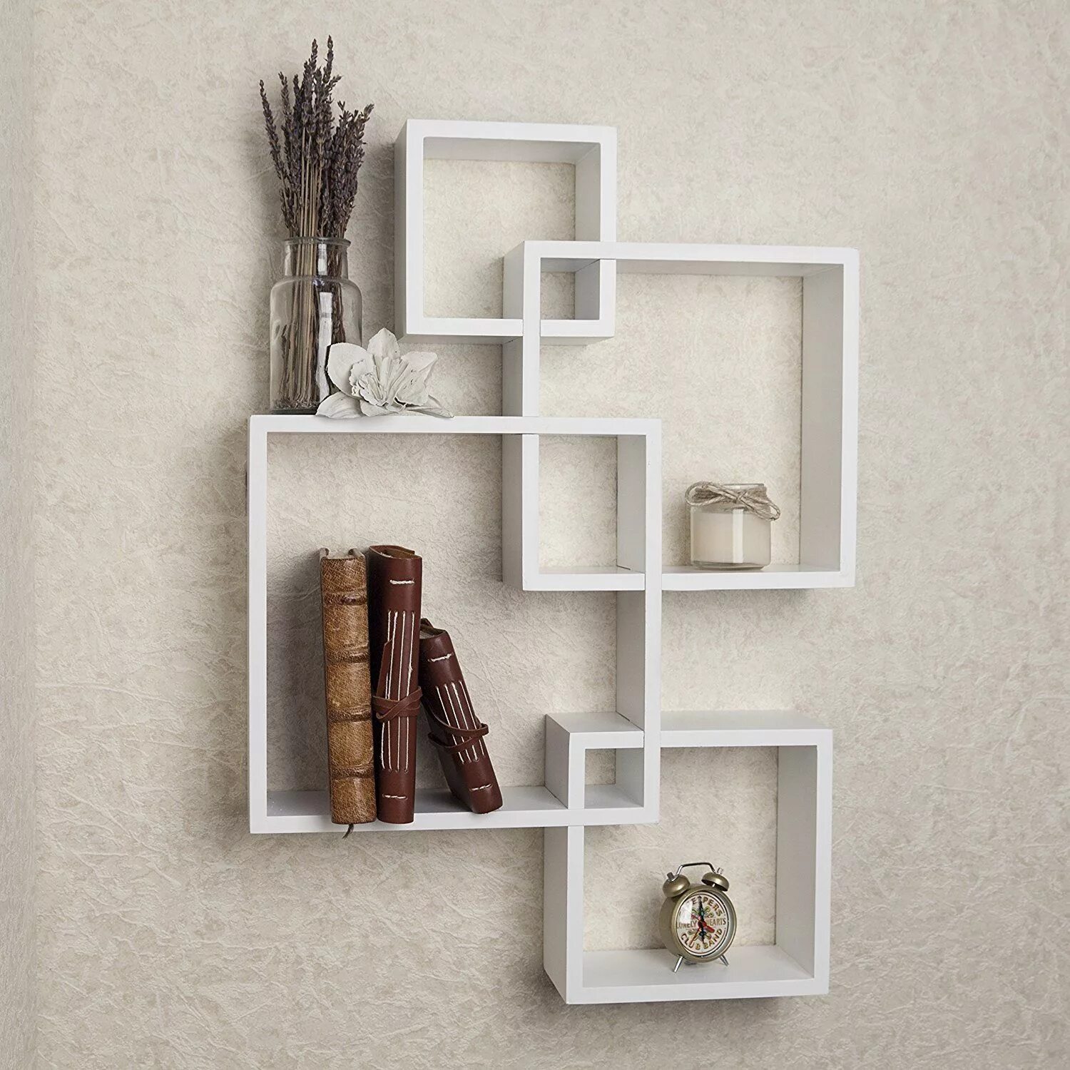 Полки в прихожую настенные в интерьере Danya B. Decorative Wall Mount Floating Intersecting Cube Accent Wall Shelf (Whi